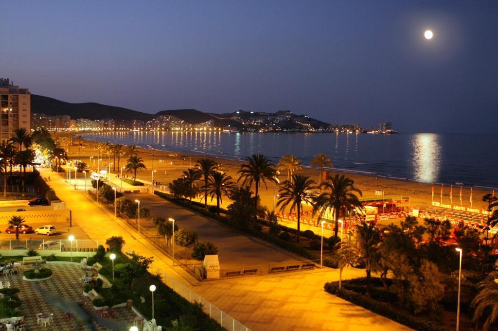 Hotel L'Escala كولرا المظهر الخارجي الصورة